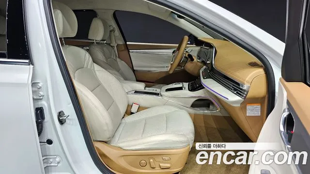 Hyundai Grandeur 2020 — фото 12