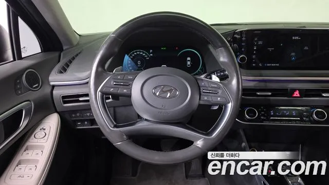 Hyundai Sonata 2020 — фото 17