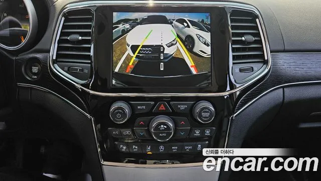 Jeep Cherokee 2020 — фото 13