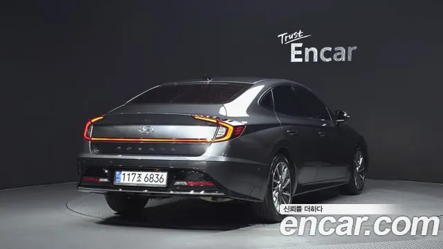 Hyundai Sonata 2022 — фото 2