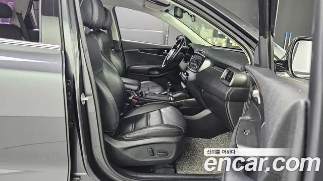 Kia Sorento 2015 — фото 12