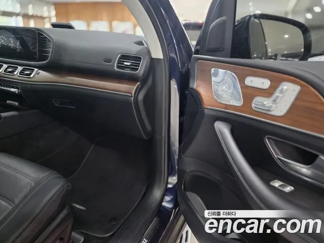 Mercedes-Benz GLE-Class 2021 — фото 10