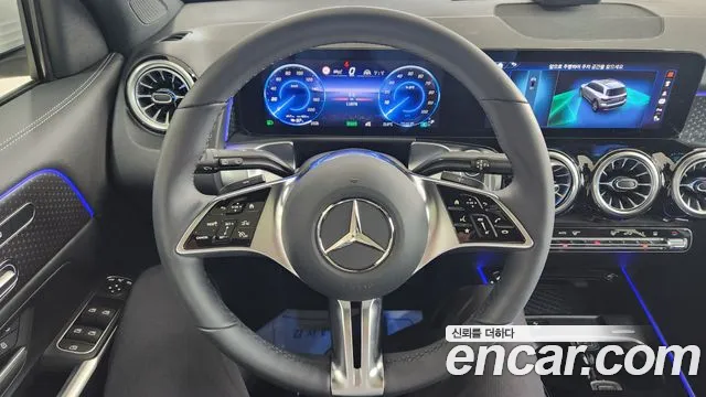 Mercedes-Benz EQB 2025 — фото 6