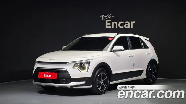 Kia Niro 2022 — фото 1