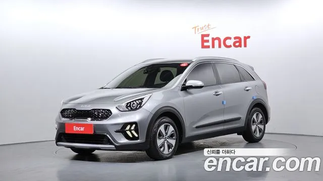 Kia Niro 2022 — фото 1
