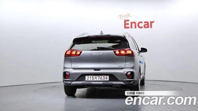Kia Niro 2022 — фото 4