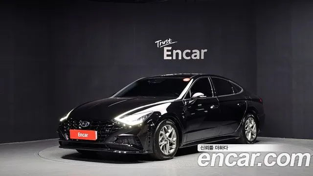 Hyundai Sonata 2022 — фото 1