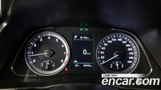 Hyundai Sonata 2022 — фото 11