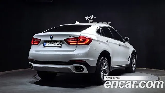 BMW X6 2018 — фото 2