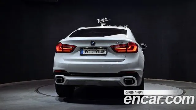 BMW X6 2018 — фото 4