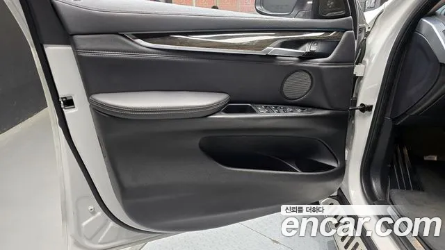 BMW X6 2018 — фото 14