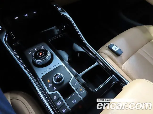 Kia Sorento 2021 — фото 13
