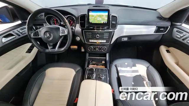 Mercedes-Benz GLE-Class 2018 — фото 10