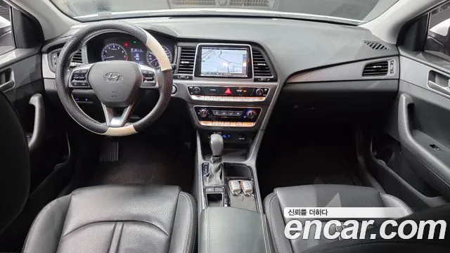 Hyundai Sonata 2018 — фото 10