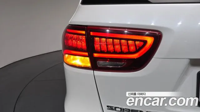 Kia Sorento 2020 — фото 9