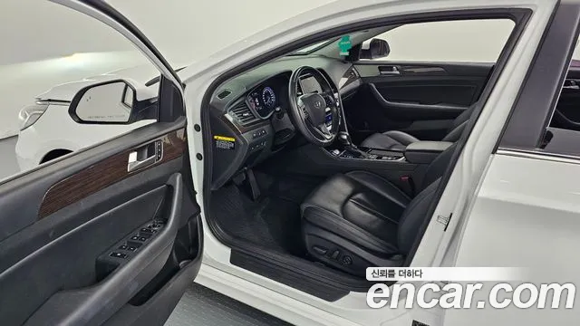 Hyundai Sonata 2018 — фото 13