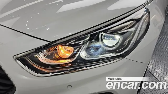 Hyundai Sonata 2018 — фото 8
