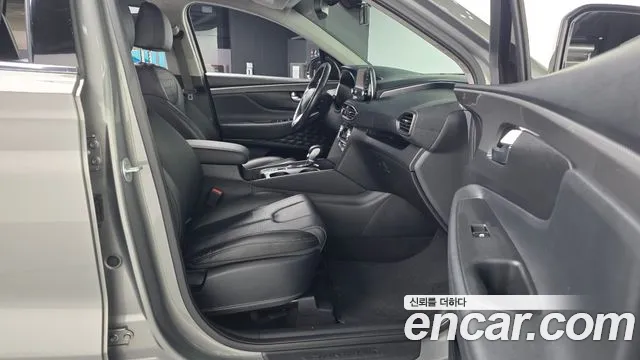 Hyundai Santafe 2019 — фото 17
