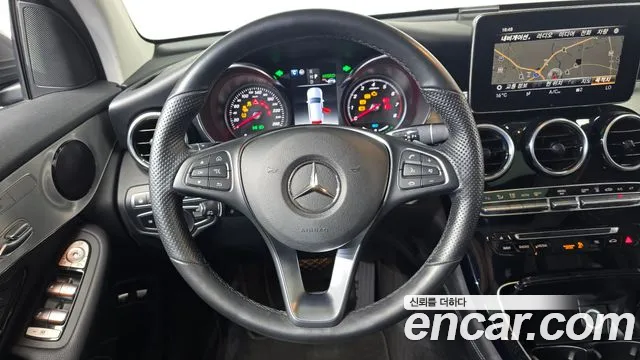 Mercedes-Benz GLC-Class 2019 — фото 12