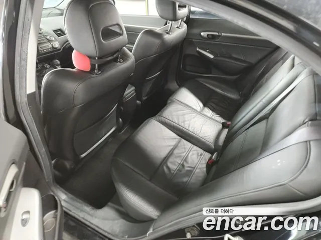 Honda Civic 2008 — фото 17