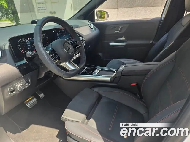 Mercedes-Benz GLA-Class 2025 — фото 5
