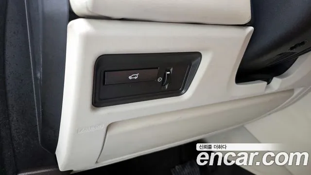 Land Rover Range Rover Evoque 2013 — фото 18