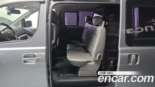 Hyundai Starex 2014 — фото 11