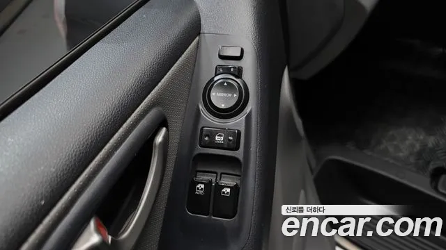 Hyundai Starex 2014 — фото 14