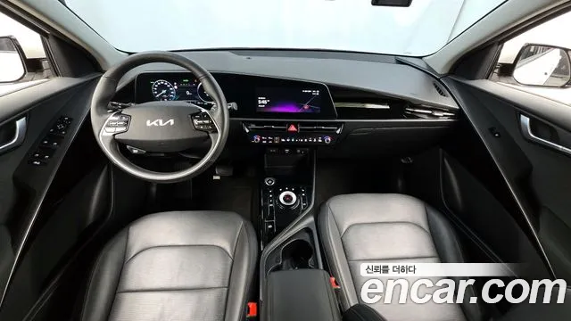 Kia Niro 2024 — фото 10