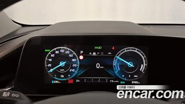 Kia Niro 2024 — фото 11