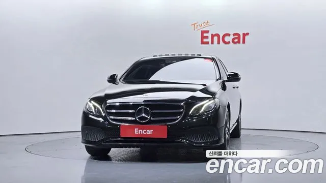 Mercedes-Benz E-Class 2020 — фото 3