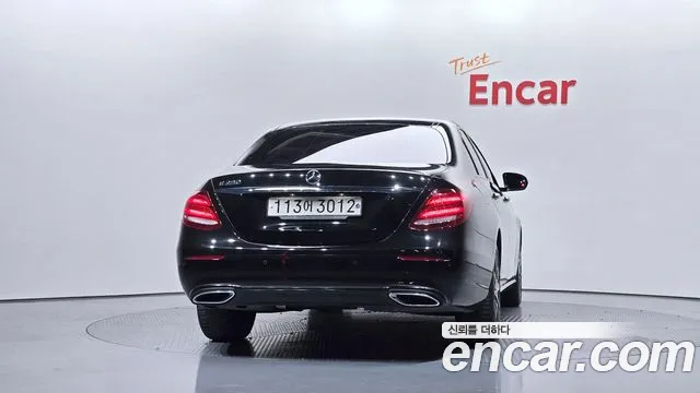 Mercedes-Benz E-Class 2020 — фото 4