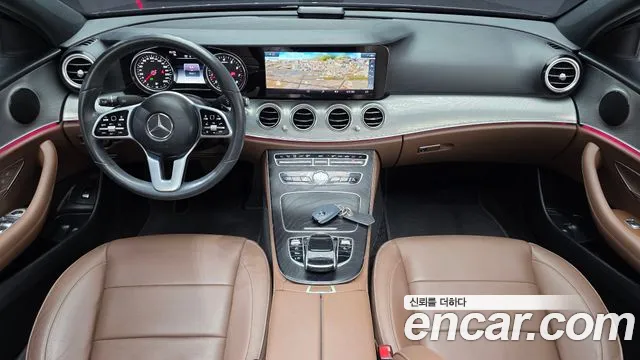 Mercedes-Benz E-Class 2020 — фото 10