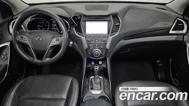 Hyundai Santafe 2016 — фото 9