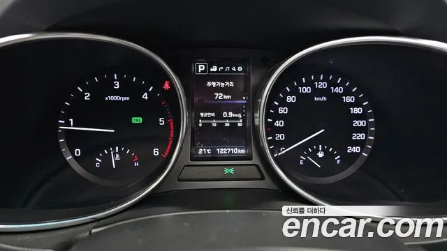 Hyundai Santafe 2016 — фото 10