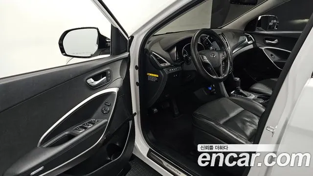 Hyundai Santafe 2016 — фото 16