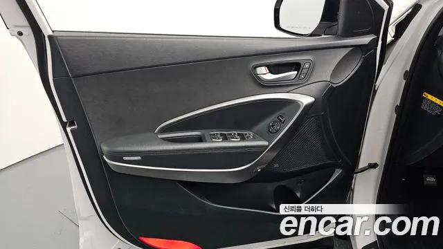 Hyundai Santafe 2016 — фото 13