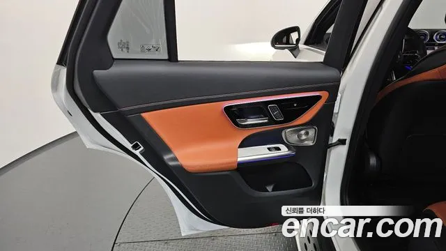 Mercedes-Benz GLC-Class 2025 — фото 15