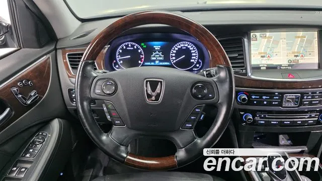 Hyundai Equus 2015 — фото 13