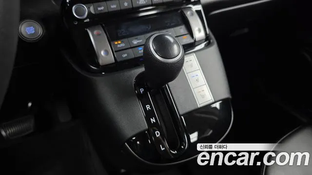 Hyundai Casper 2023 — фото 12