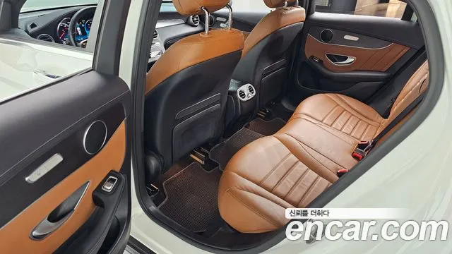 Mercedes-Benz GLC-Class 2021 — фото 18