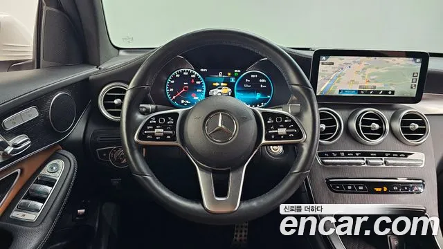 Mercedes-Benz GLC-Class 2021 — фото 19
