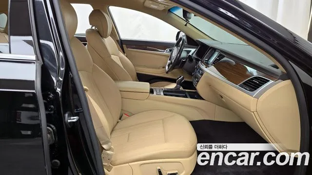 Hyundai Genesis 2016 — фото 17