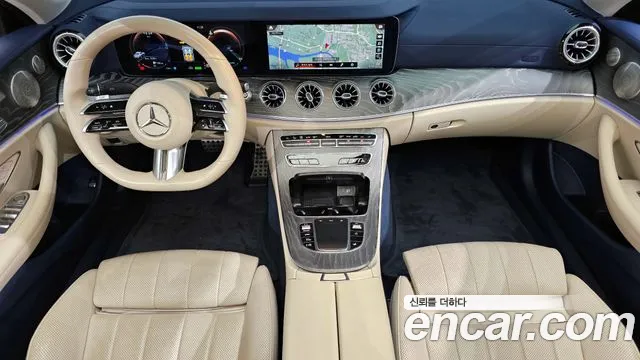 Mercedes-Benz E-Class 2021 — фото 10