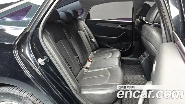 Hyundai Sonata 2016 — фото 11