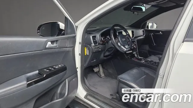 Kia Sportage 2019 — фото 10