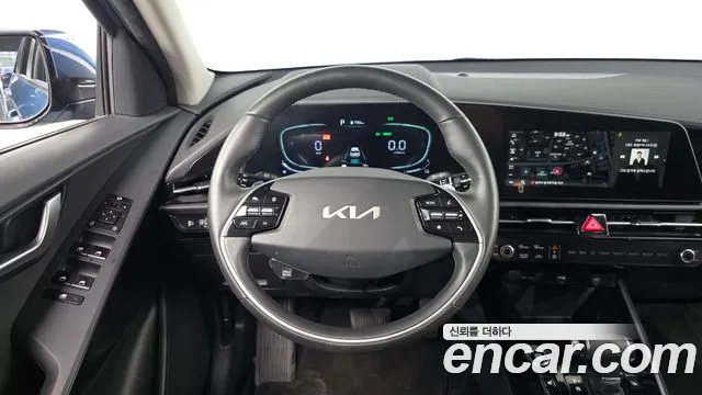 Kia Niro 2022 — фото 13