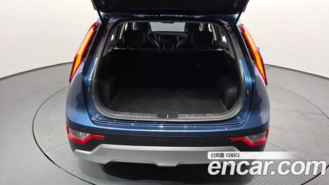 Kia Niro 2022 — фото 20