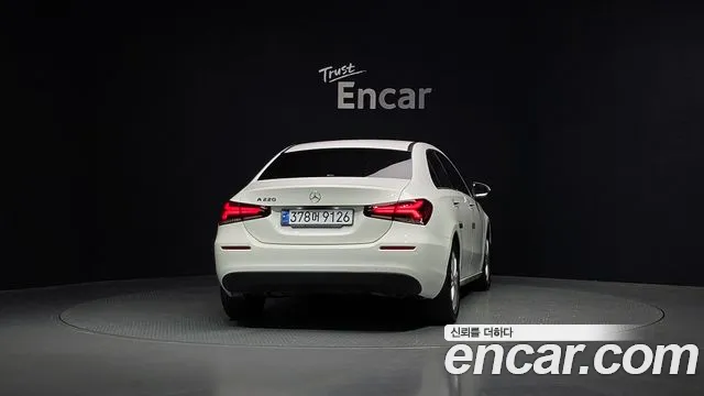 Mercedes-Benz A-Class 2020 — фото 4