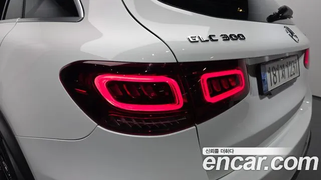 Mercedes-Benz GLC-Class 2022 — фото 8